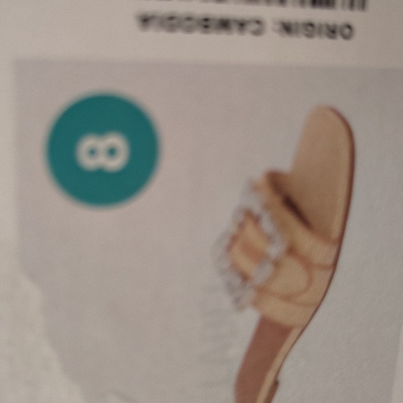 A New Day Kelsey Rhinestone Buckle Slide Sandals Size Women's 8 - Picture 8 of 8